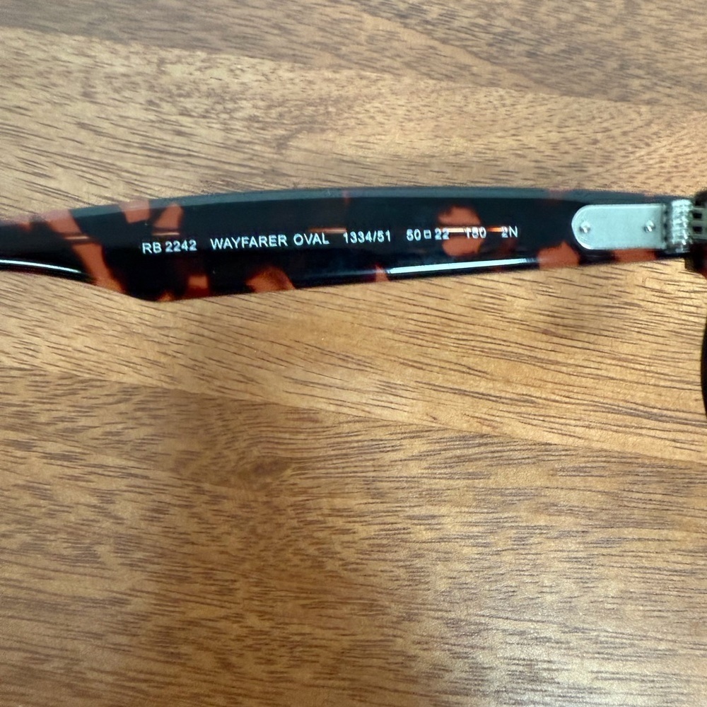 Ray-Ban Tortoiseshell Frame Brown Gradient Lens Sunglasses - Picture 3 of 6